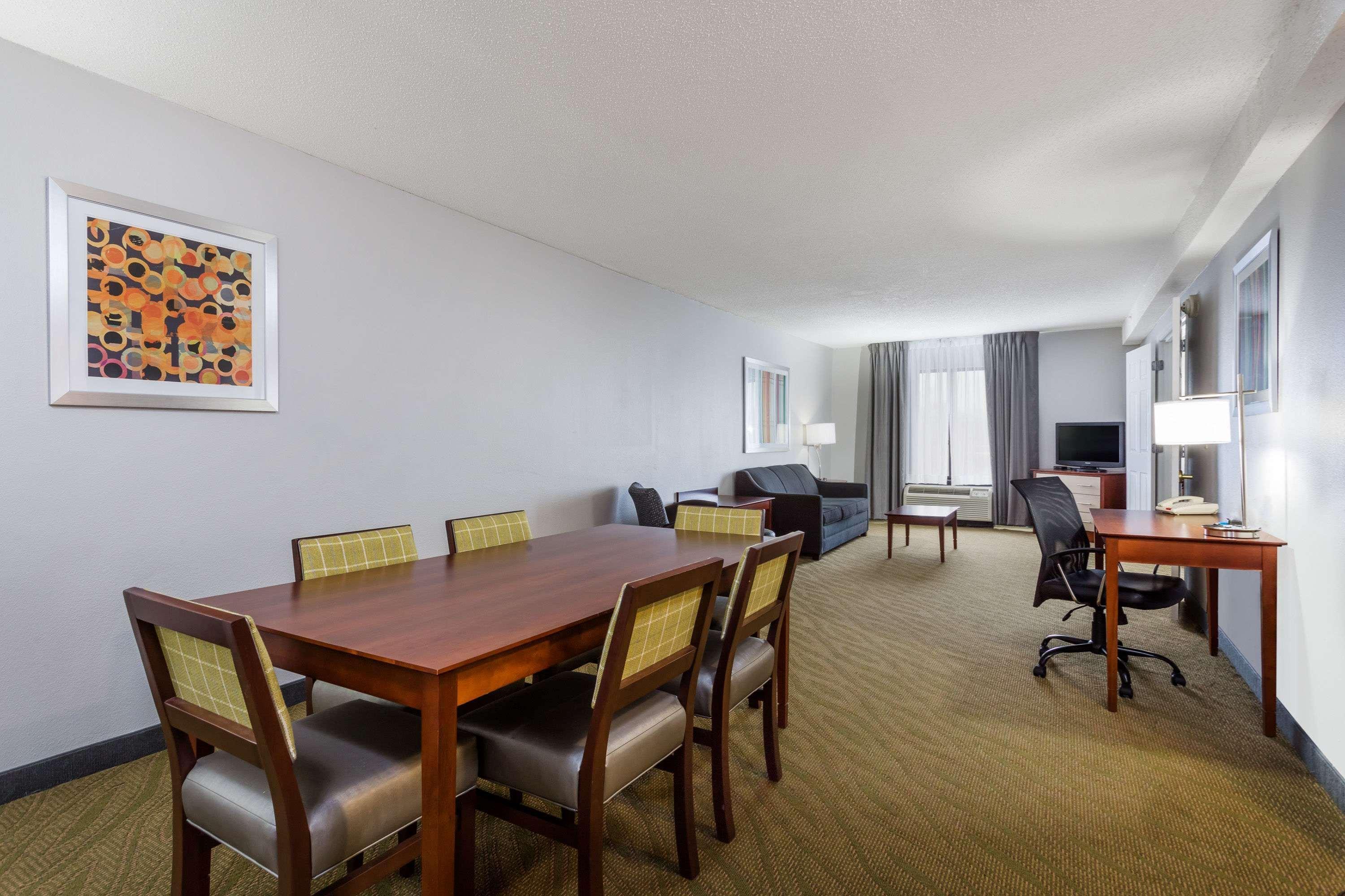 Wingate By Wyndham Chesapeake Otel Dış mekan fotoğraf