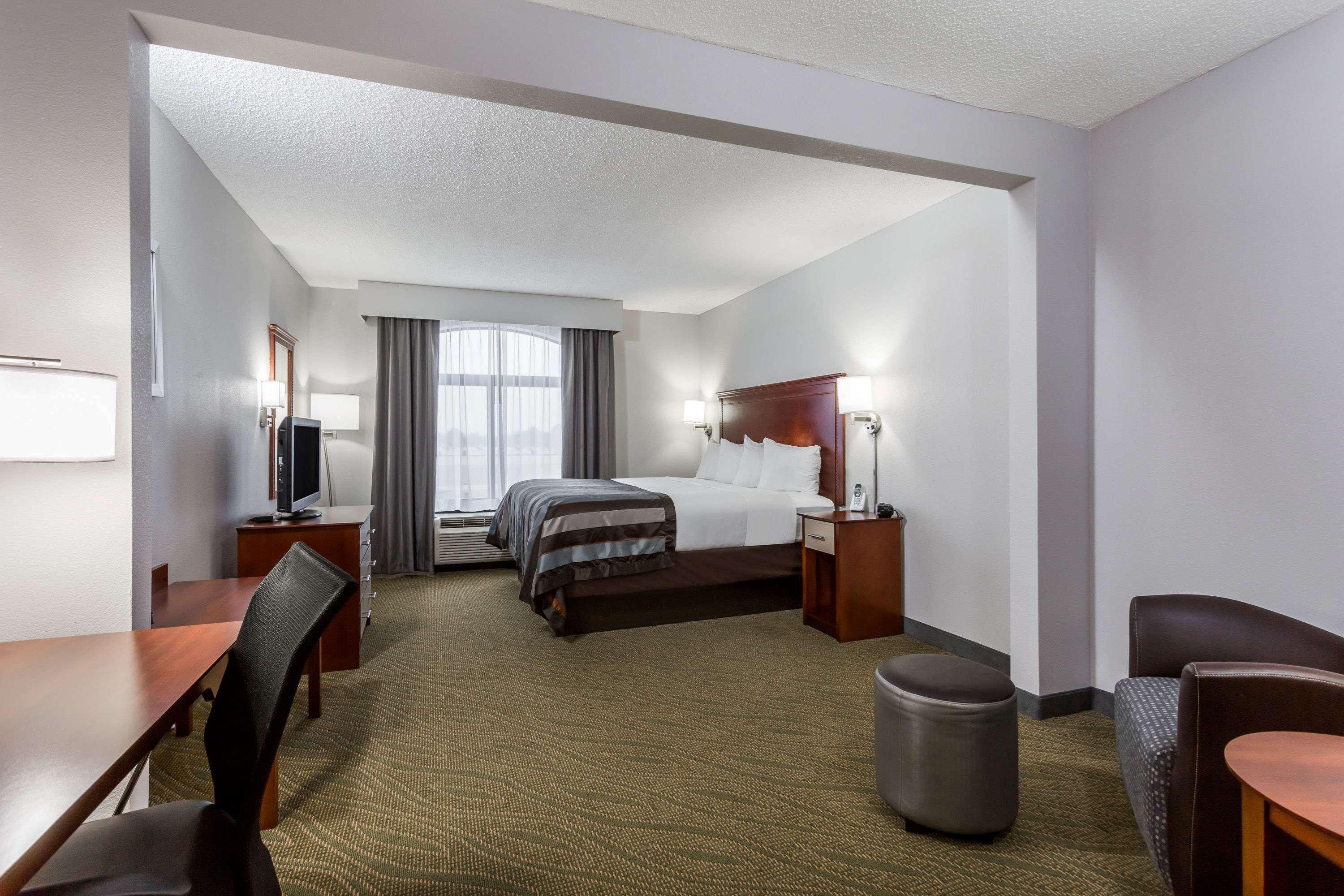 Wingate By Wyndham Chesapeake Otel Dış mekan fotoğraf